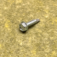Load image into Gallery viewer, Self Drilling Screws - 4 pack